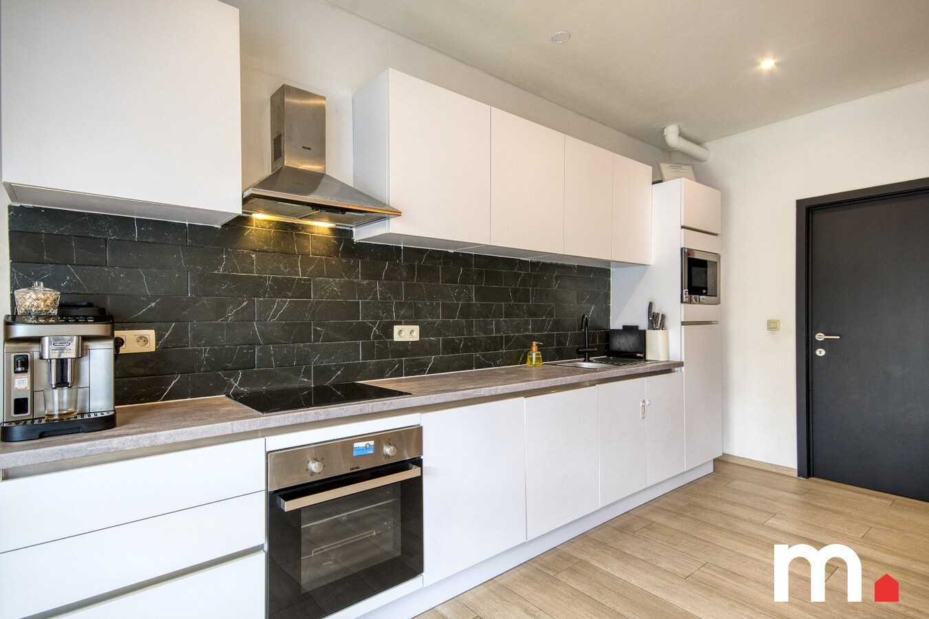 Top gerenoveerde rijwoning Roeselare ! 