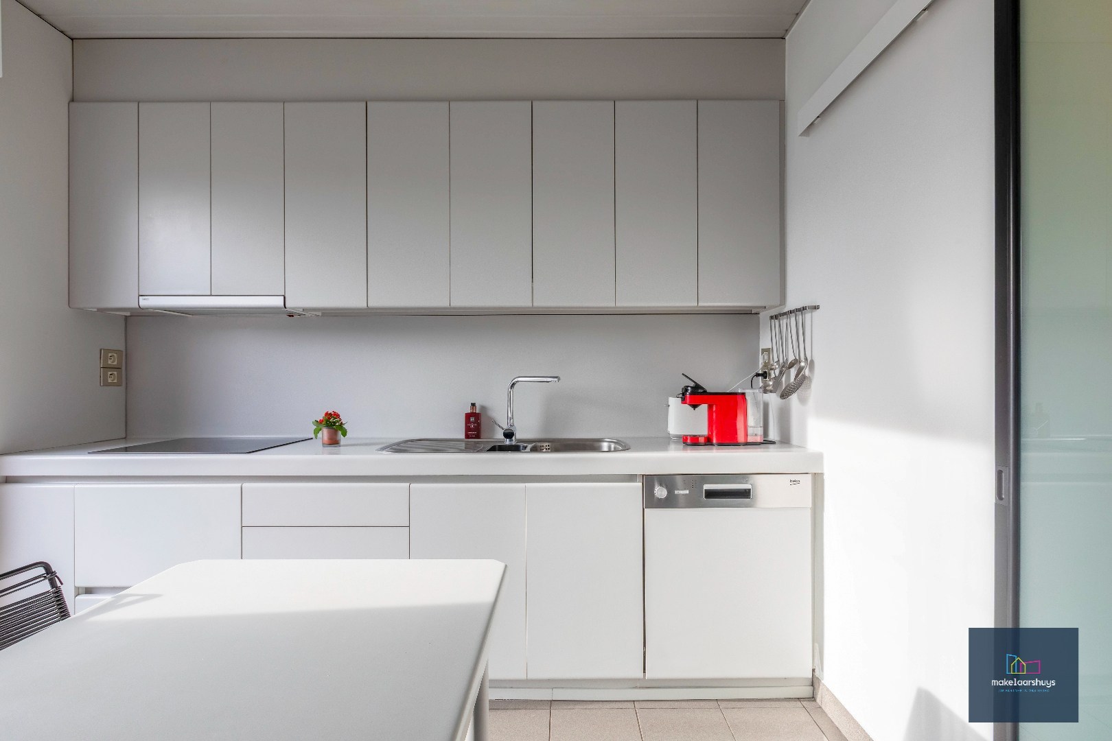 Goed onderhouden woning met lift (regio Planet Group Arena) 