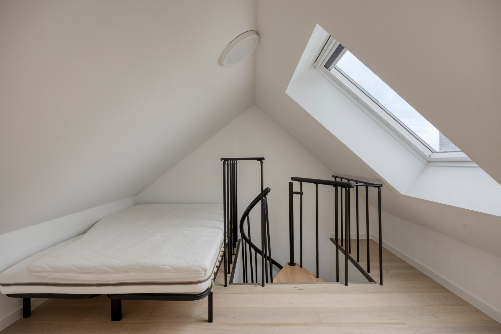 Prachtig herenhuis met 4 slaapkamers, 2 badkamers in Leuven centrum - EPC 77Kwh/m² 