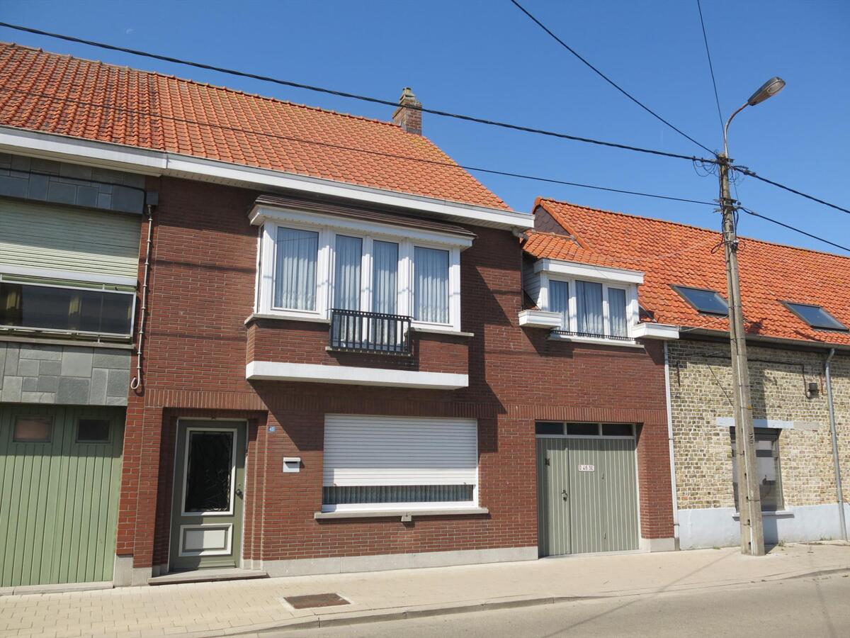Verrassend ruime, degelijke woning met 3 slaapkamers 