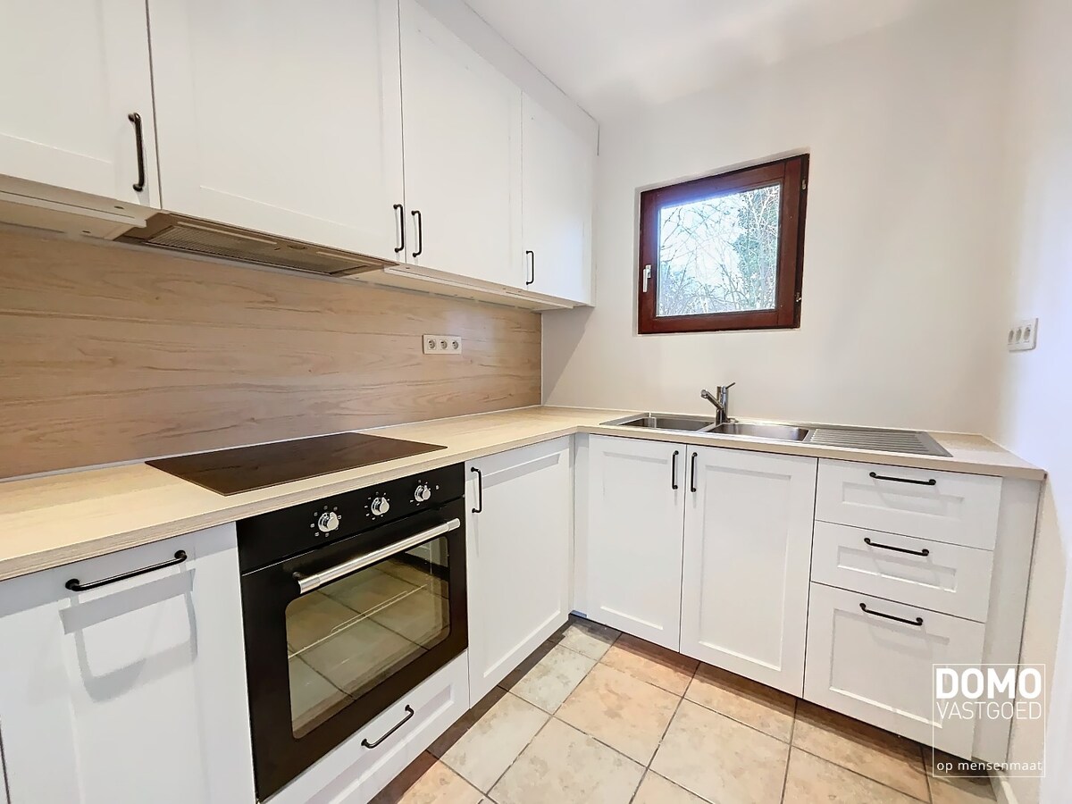 LANDELIJKE WONING MET 3 SLAAPKAMERS EN TUIN IN LUMMEN 