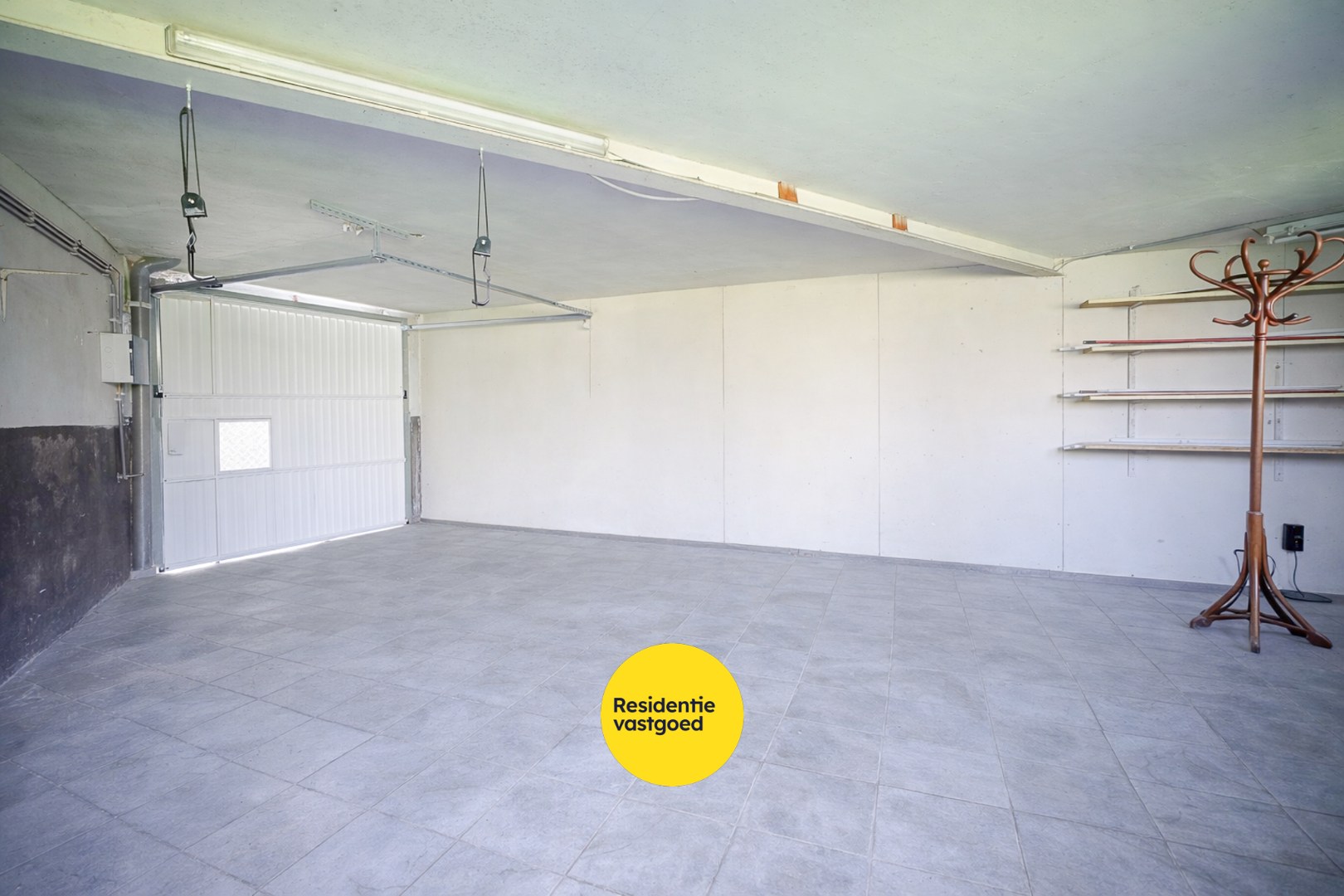 Gelijkvloers appartement met grote tuin (573 m²) in Sint-Andries 