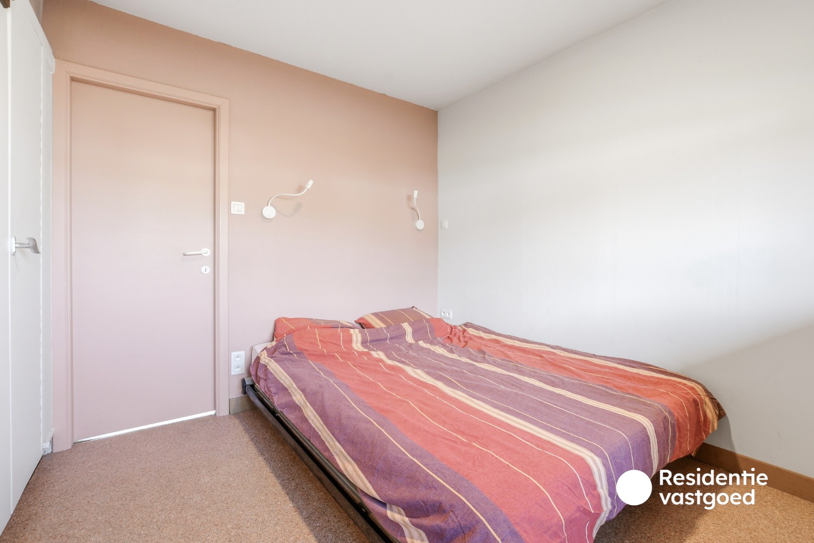 Instapklaar éénslaapkamerappartement met terras, berging en staanplaats in Vosseslag 