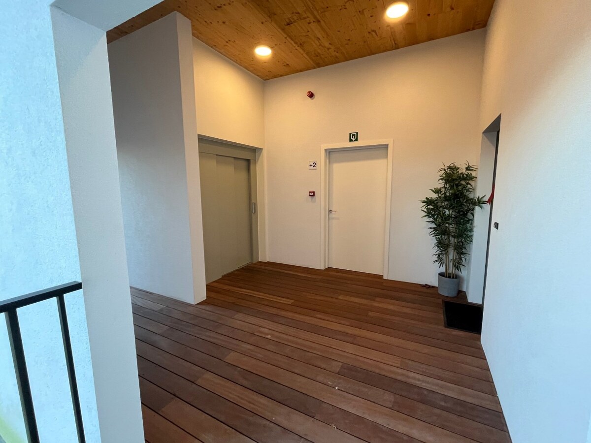 2 slpk-appartement incl. ondergrondse staanplaats ! 