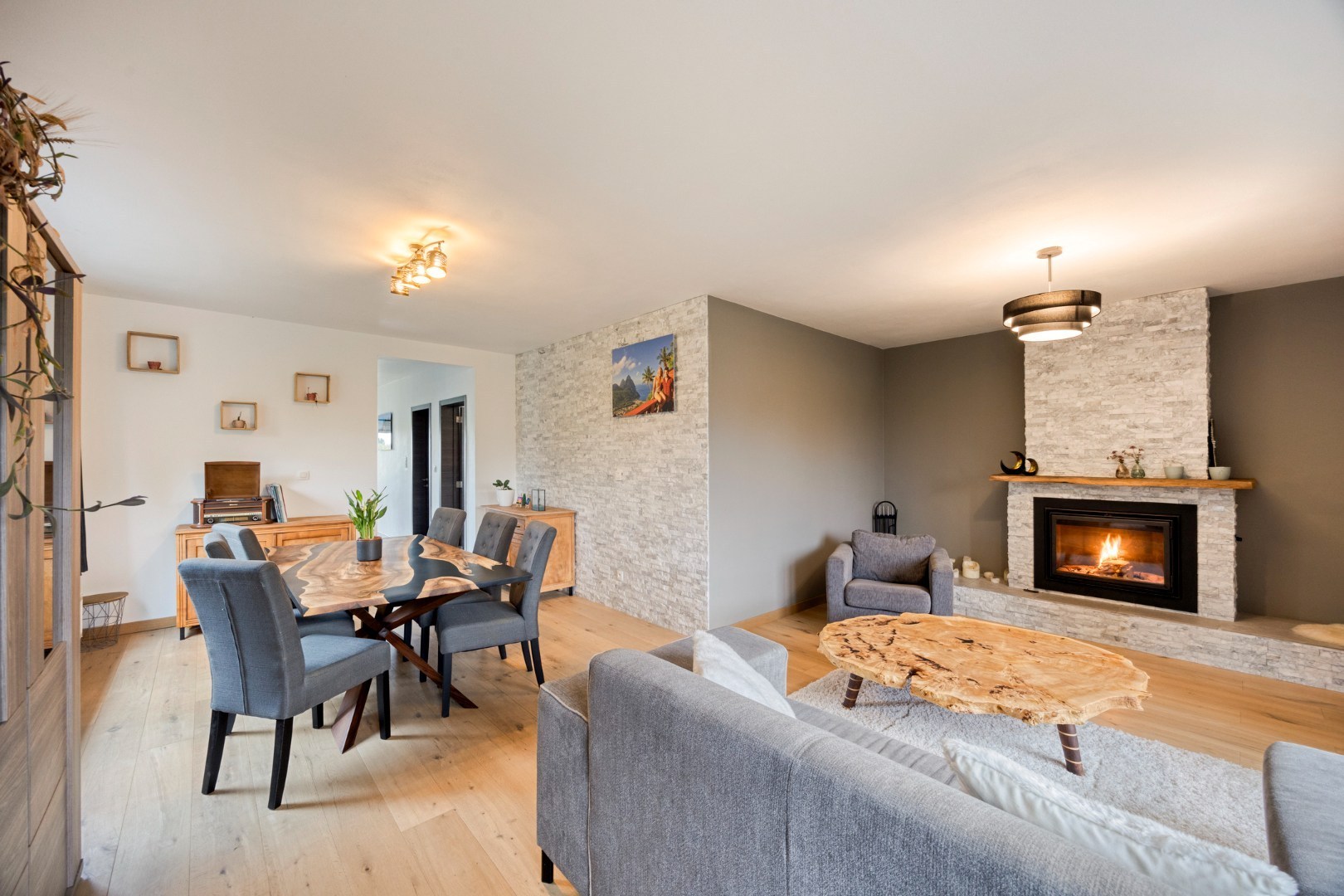 Open bebouwing met 4 slaapkamers, bureau, garage en prachtige tuin in Boutersem – EPC 158 kWh/m² - bewoonbare opp. 282 m² 