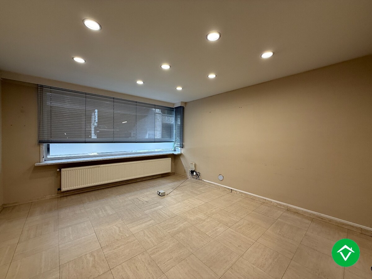 Gelijkvloers appartement met 2 slaapkamers in het centrum van Roeselare 