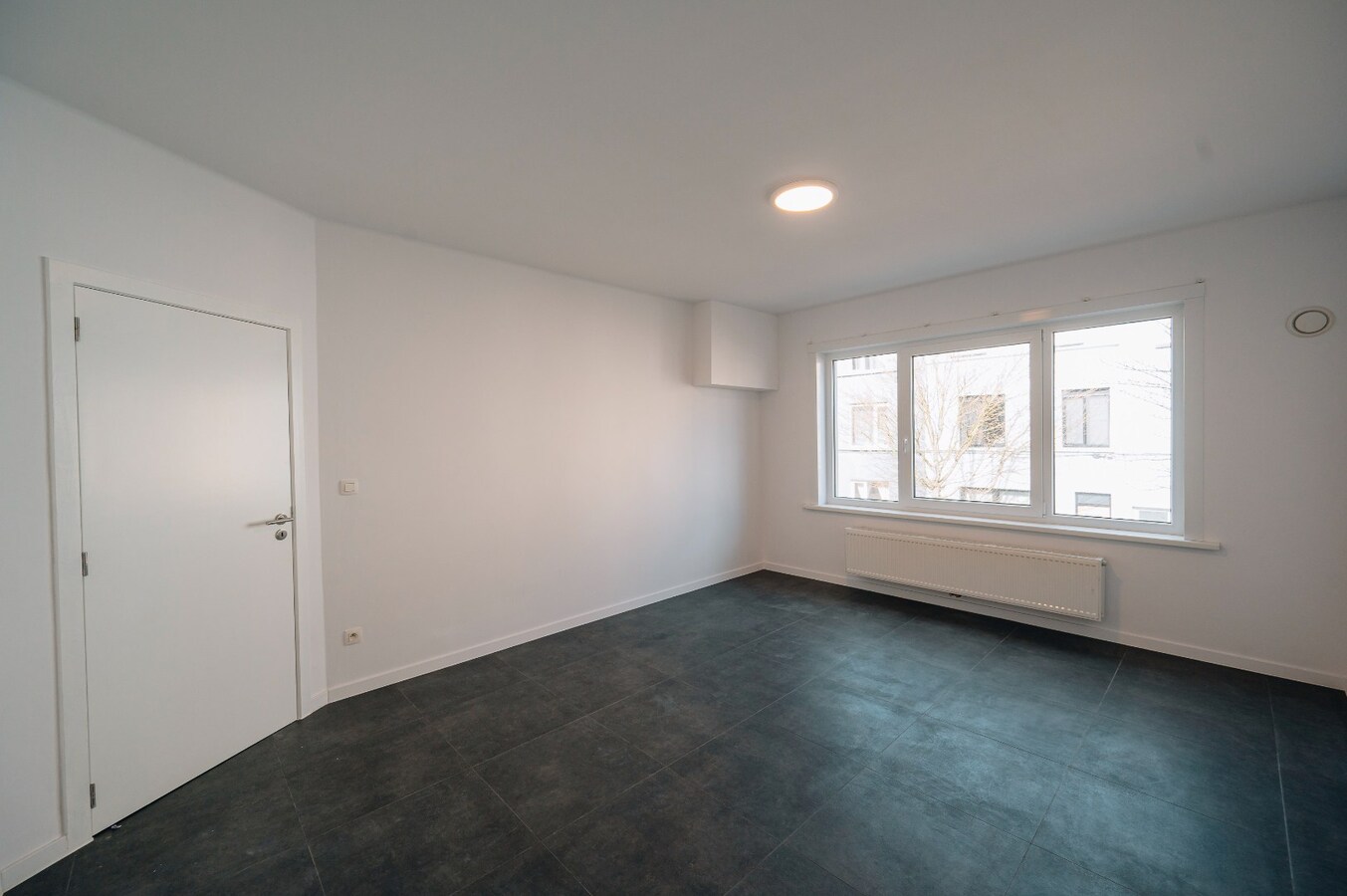 Ruim en lichtrijk 1-slaapkamerappartement op centrale locatie nabij park en centrum 