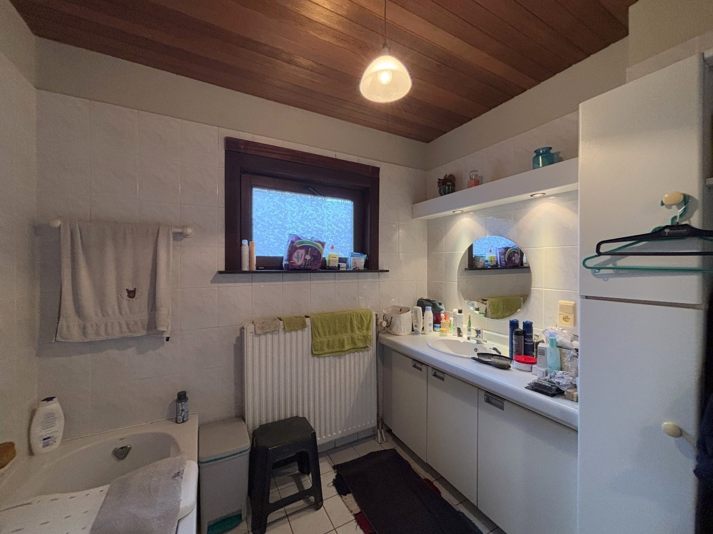 Te renoveren gezinswoning met 3 slpk. nabij Lommel-Kerkhoven 