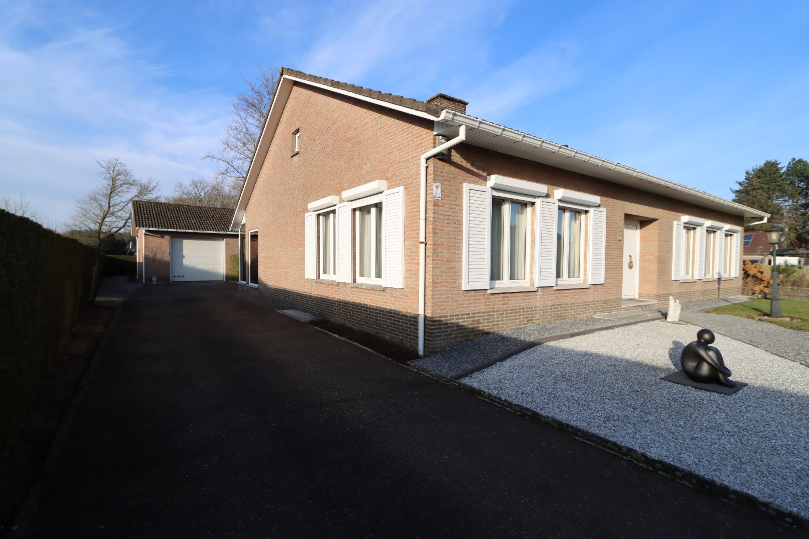 Gelegen in een kindvriendelijke verkaveling 