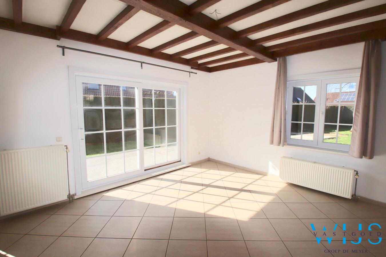 Uitzonderlijk goed gelegen woonhuis op een perceel van 841 vierkante meter in ERTVELDE! 