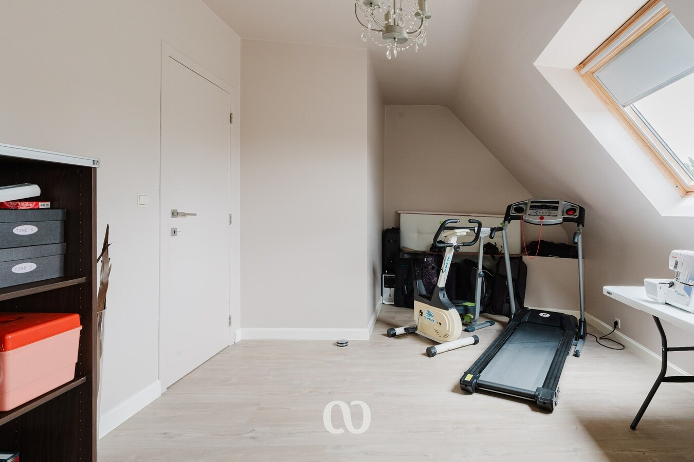 Prachtig gelegen duplex appartement met drie slaapkamers en garage 