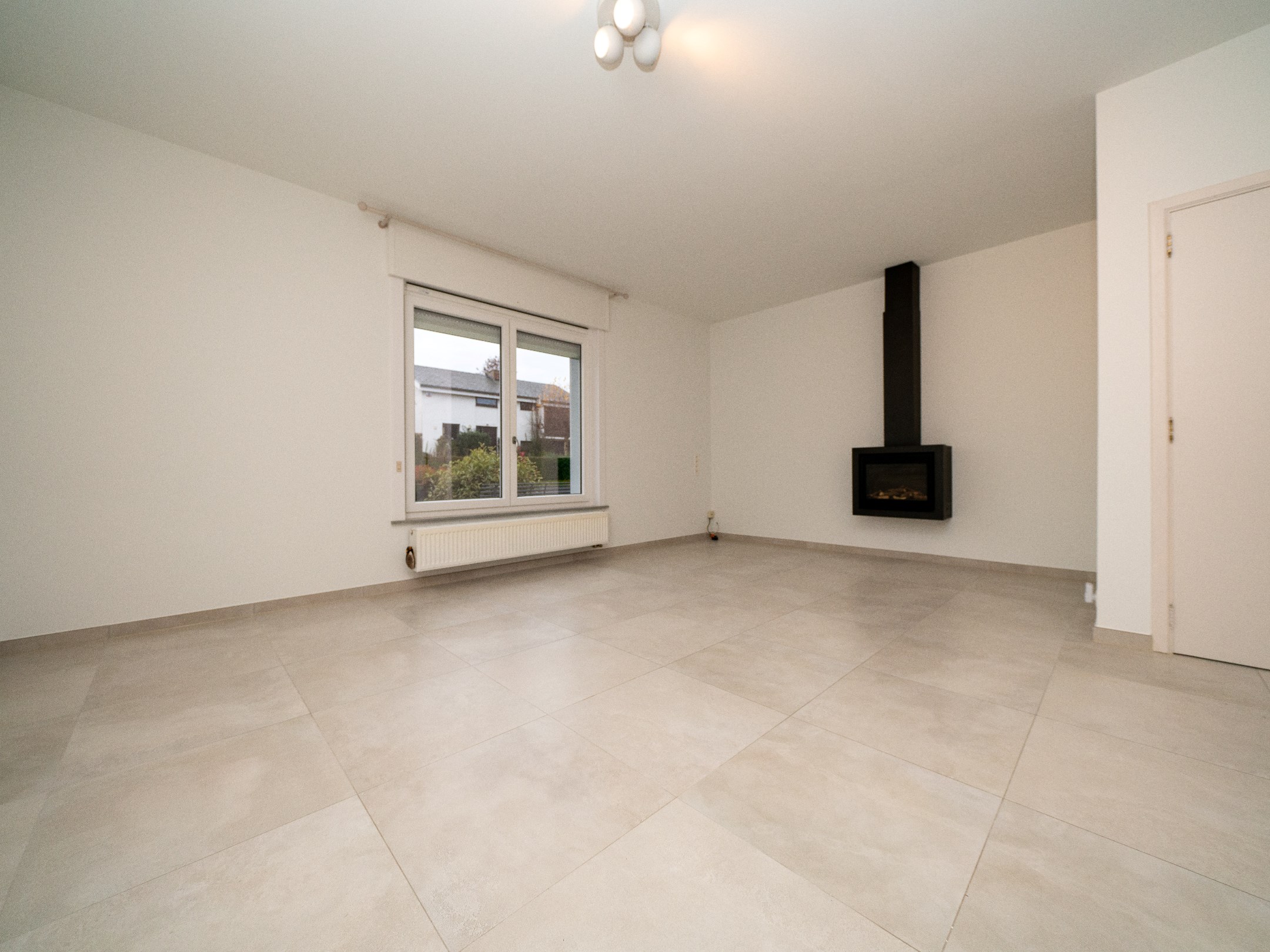 Recent gerenoveerde woning met 4 kamers en 2 badkamers 