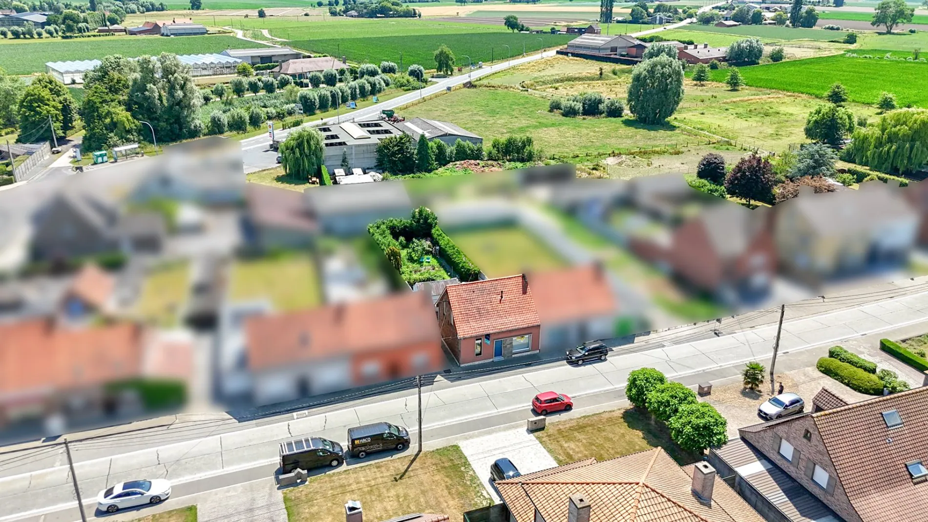 Charmante halfopen bebouwing gelegen in het hartje van Roeselare!