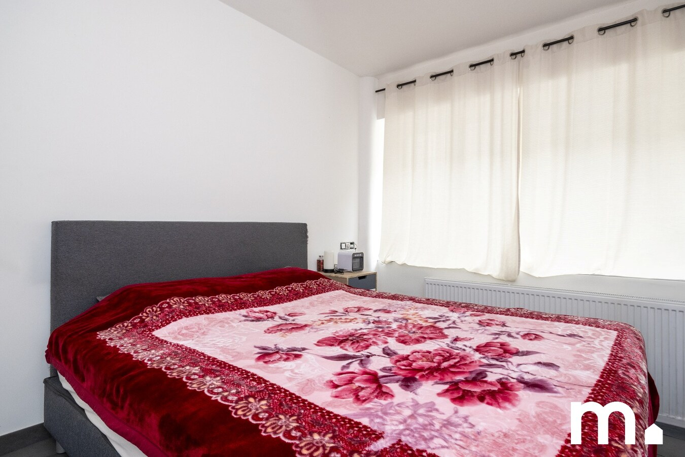 Ruim Instapklaar appartement met 3 slaapkamers ! 