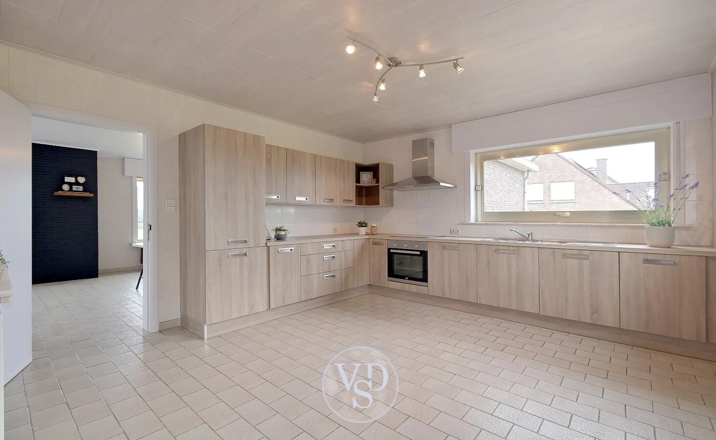 Ruime, degelijke woning 