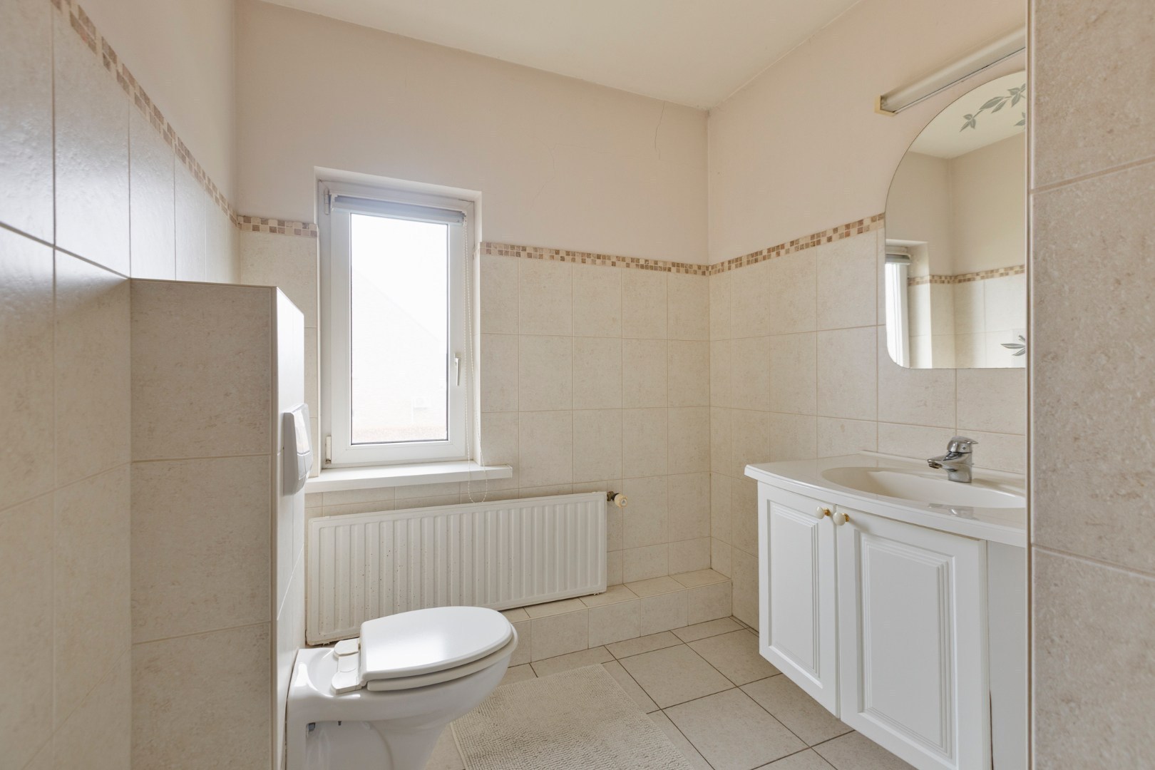 Ruime gezinswoning met 3 slpk. op prachtig perceel van 20a 81ca in Overpelt 