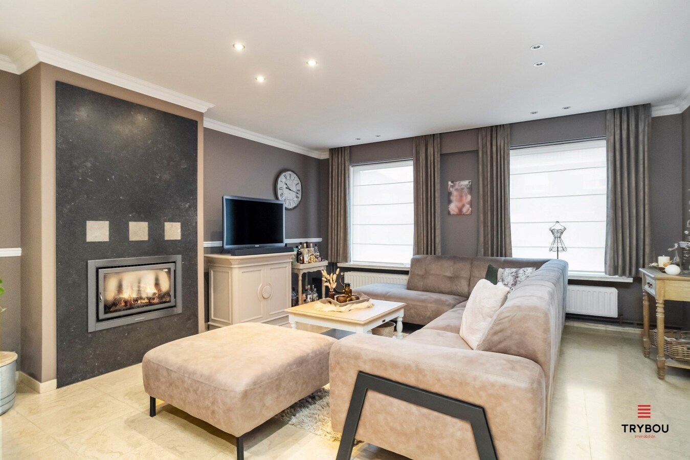 Instapklare halfopen woning met 3 slaapkamers en garage te Oostnieuwkerke 