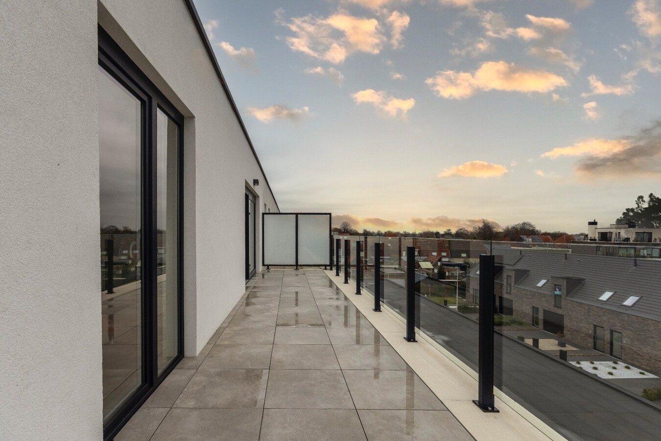 Penthouse (89m2) met uitzonderlijk ruim terras te koop in Emelgem (Izegem) 