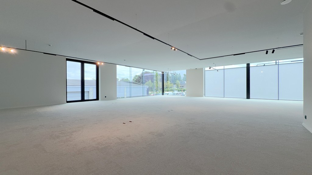 Exclusieve nieuwbouw kantoorruimte te huur in Lokeren