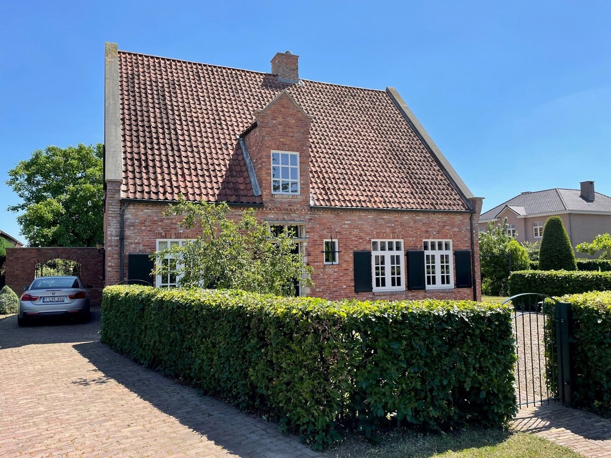 Villa verhuurd in Poppel