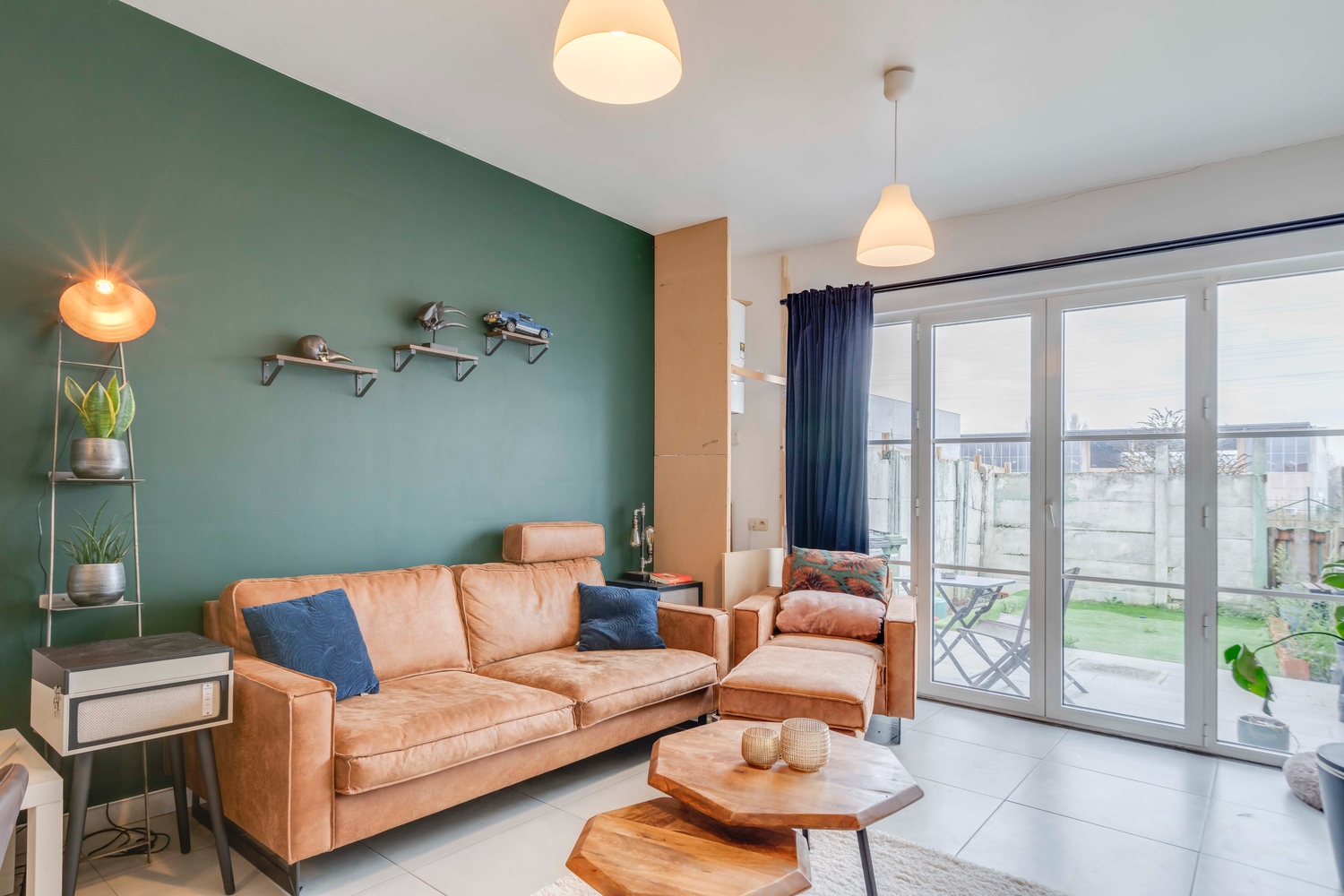 instapklare rijwoning met uitstekende ligging en tuin 