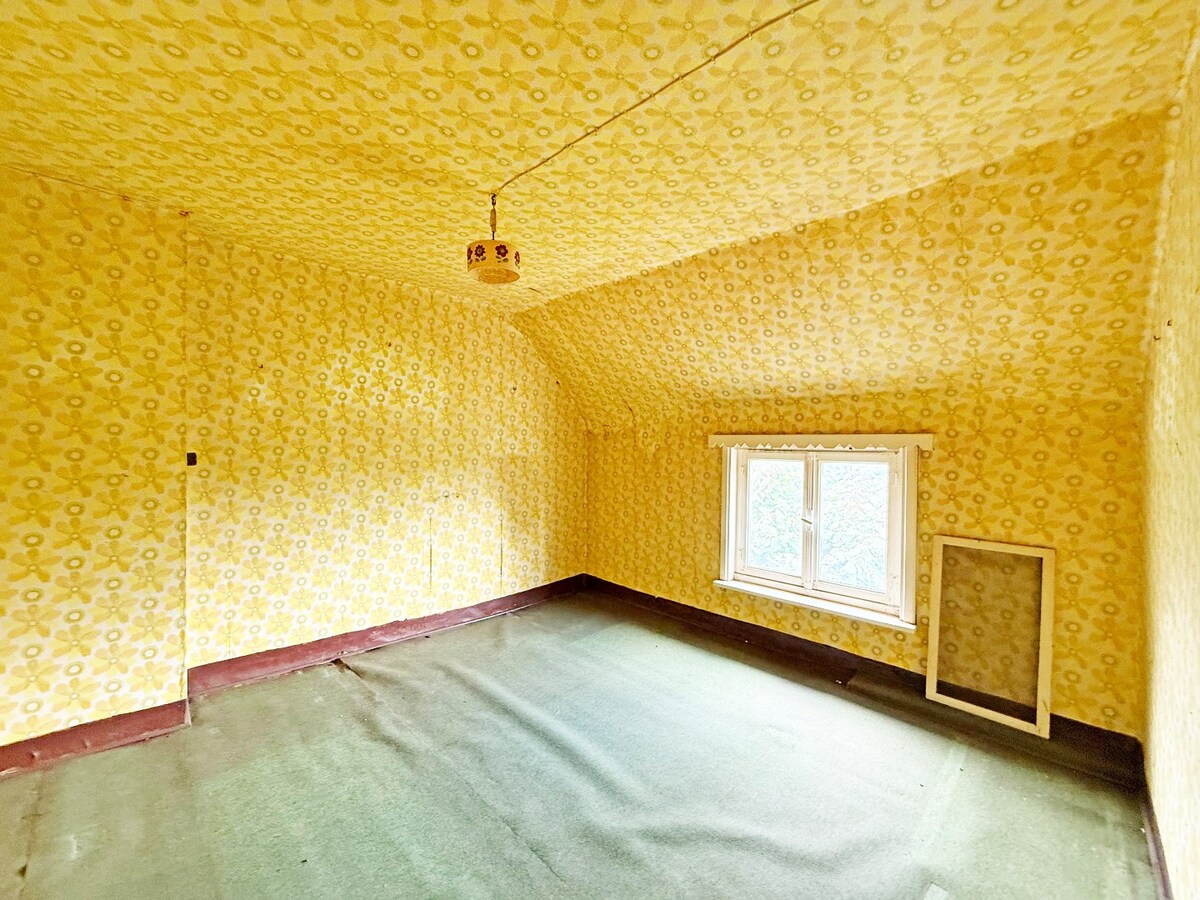 Te renoveren/te slopen HOB met tuin te Sint-Blasius-Boekel 