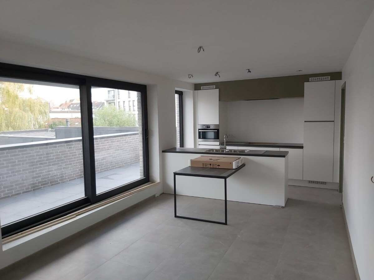 Prachtig, ruim appartement (nieuwbouw). 