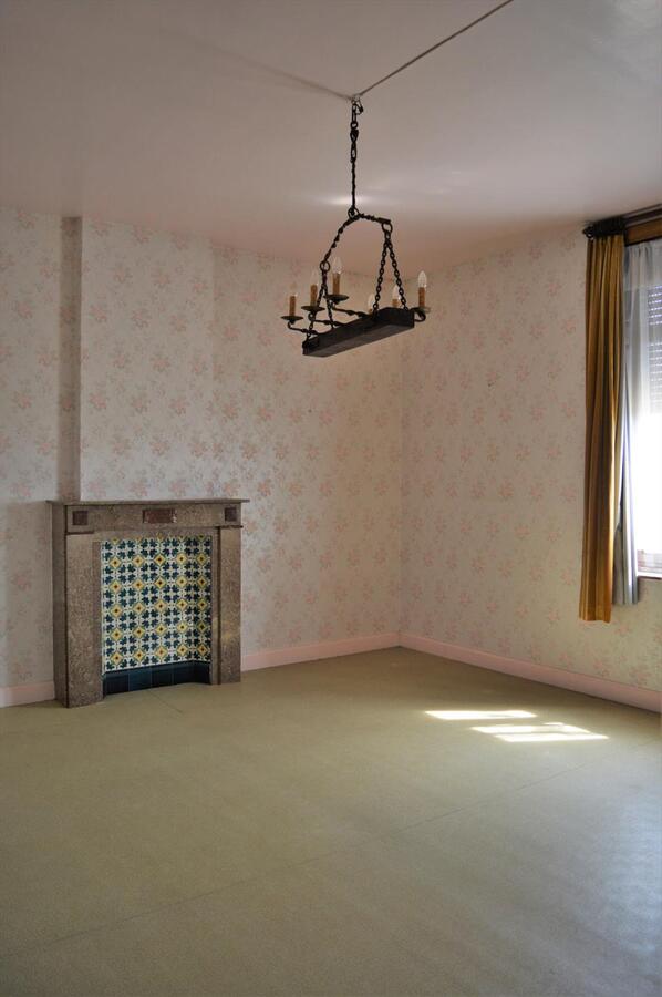 Herenhuis met stallingen op 2.726m² te Lessen (mogelijkheid tot 1ha extra weiland) 