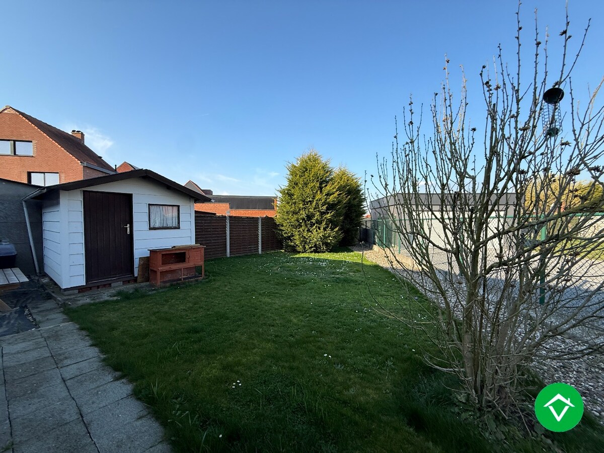 Woning met 3 slaapkamers garage en tuin te Dadizele 