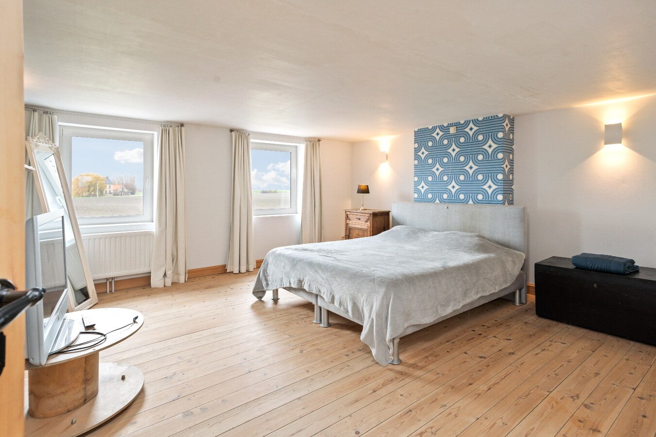 Landelijk gelegen, vrijstaande woning op ruim perceel van 670m² 