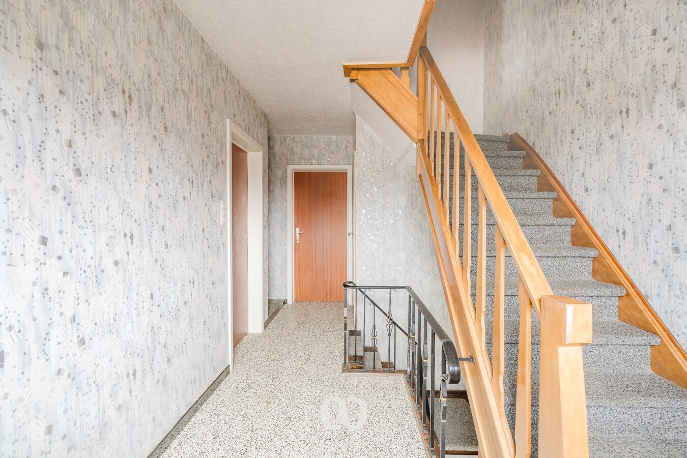 Stevige woning met prachtige tuin vlakbij centrum Oudenaarde 