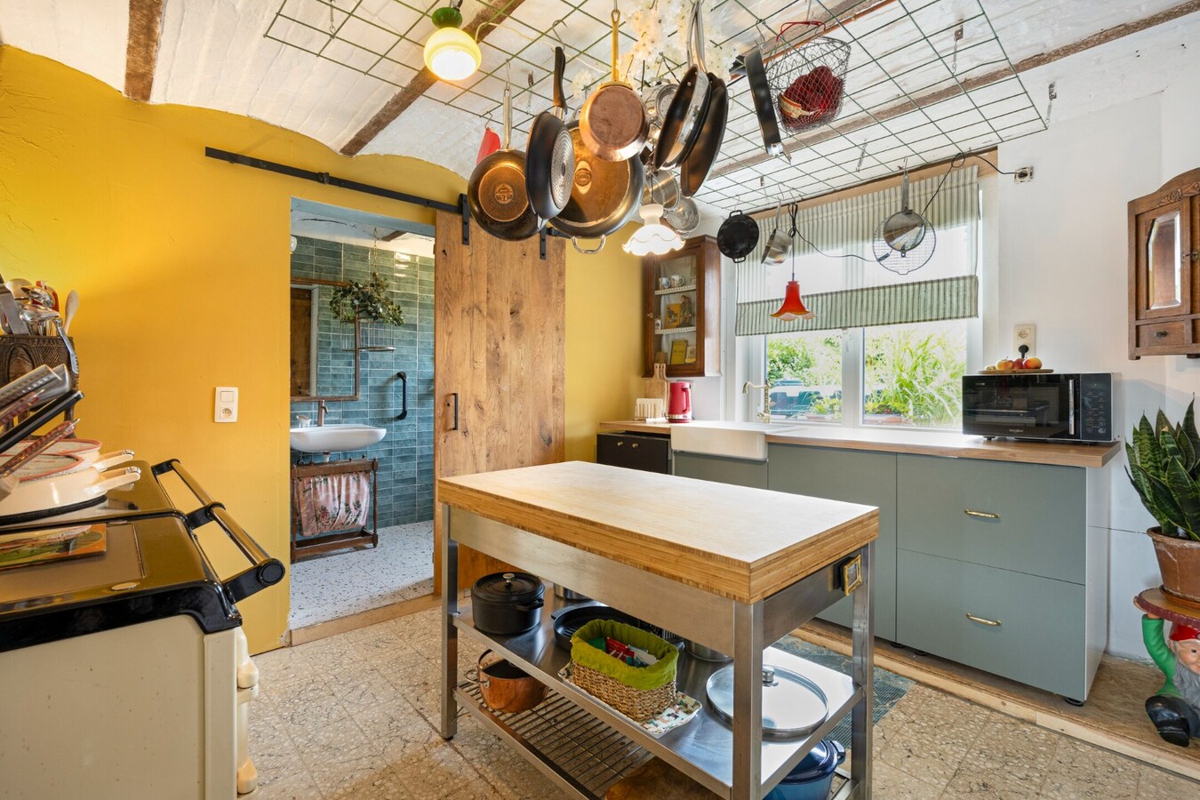 HOEVE in Hoegaarden met 5 slaapkamers (Kangoeroewoning) 