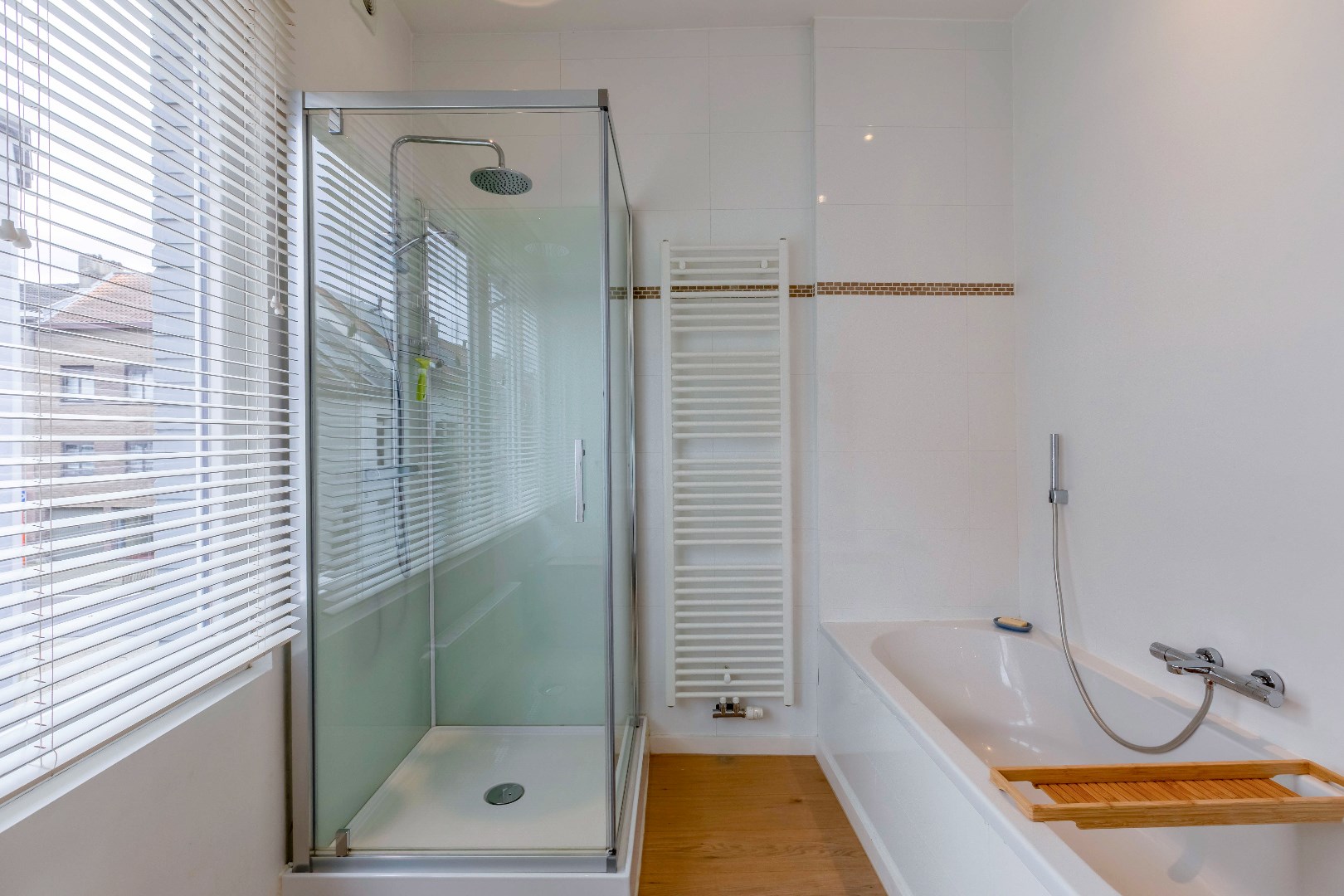 Instapklare woning met 3 slp. en terras te Sint-Amandsberg 