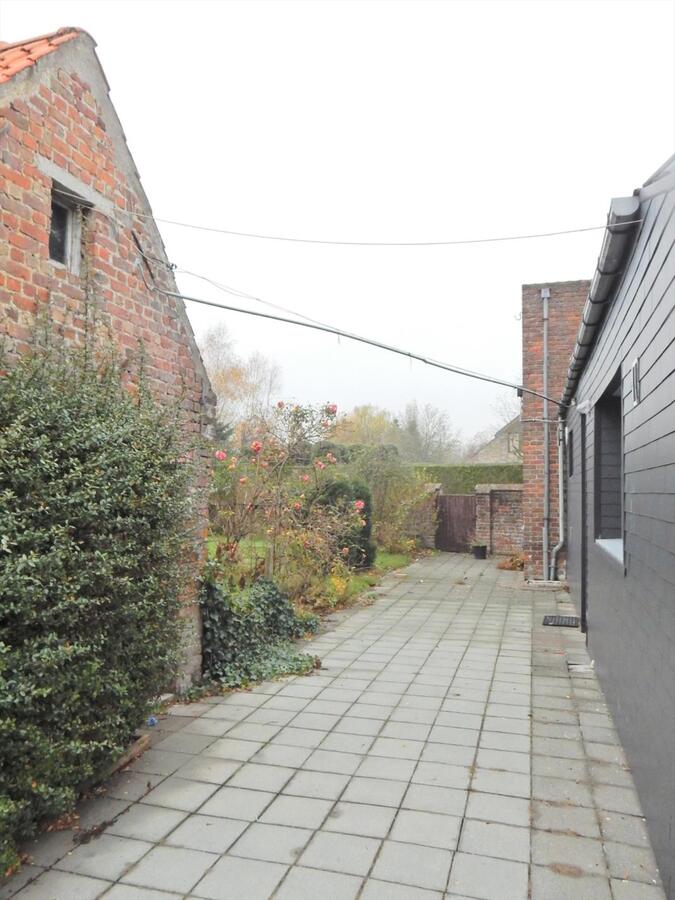 Te renoveren woning met landelijk uitzicht 