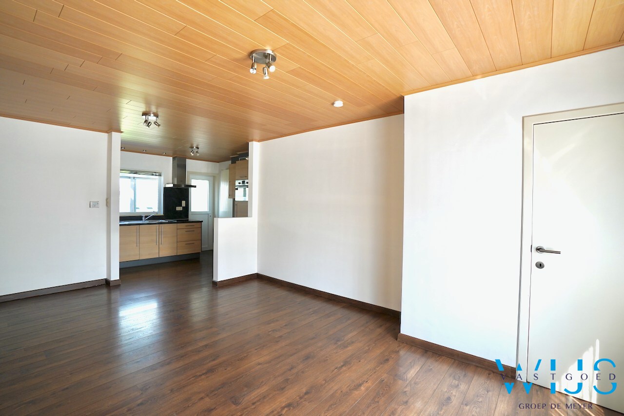 Instapklare woning met 3 slaapkamers in het hart van Bassevelde 