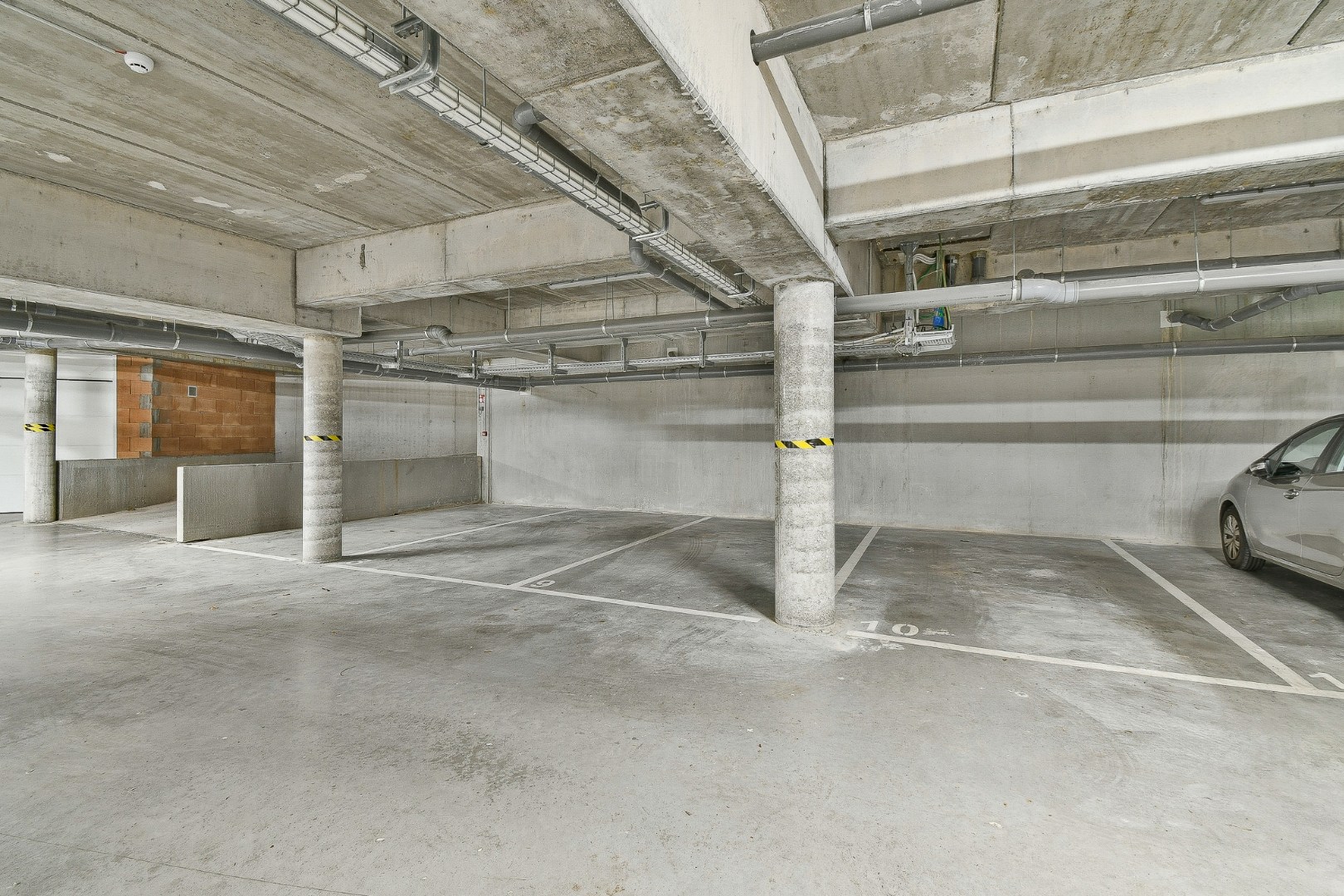 Ondergrondse parkeerplaatsen te koop in het centrum van Gistel 