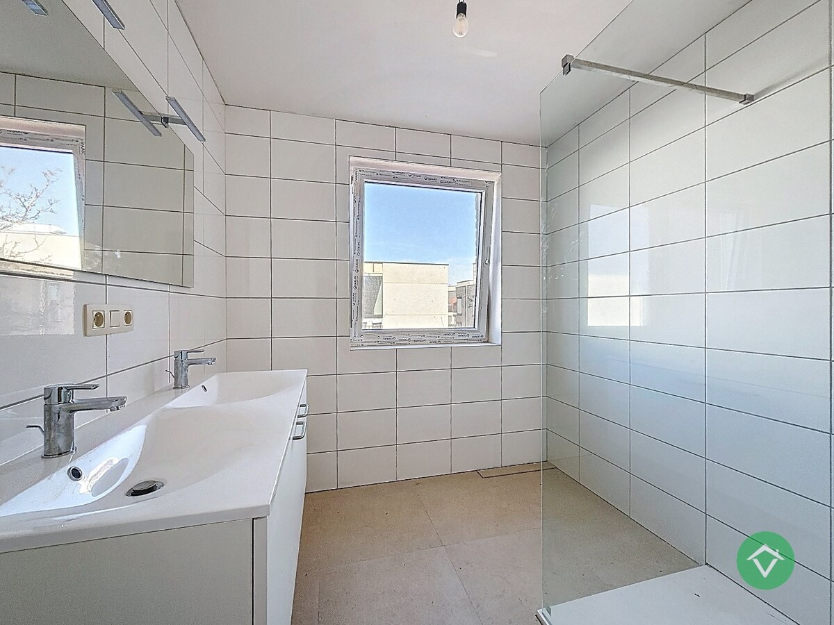 Nieuwbouwwoning met 3 slaapkamers en garage te Ichtegem 