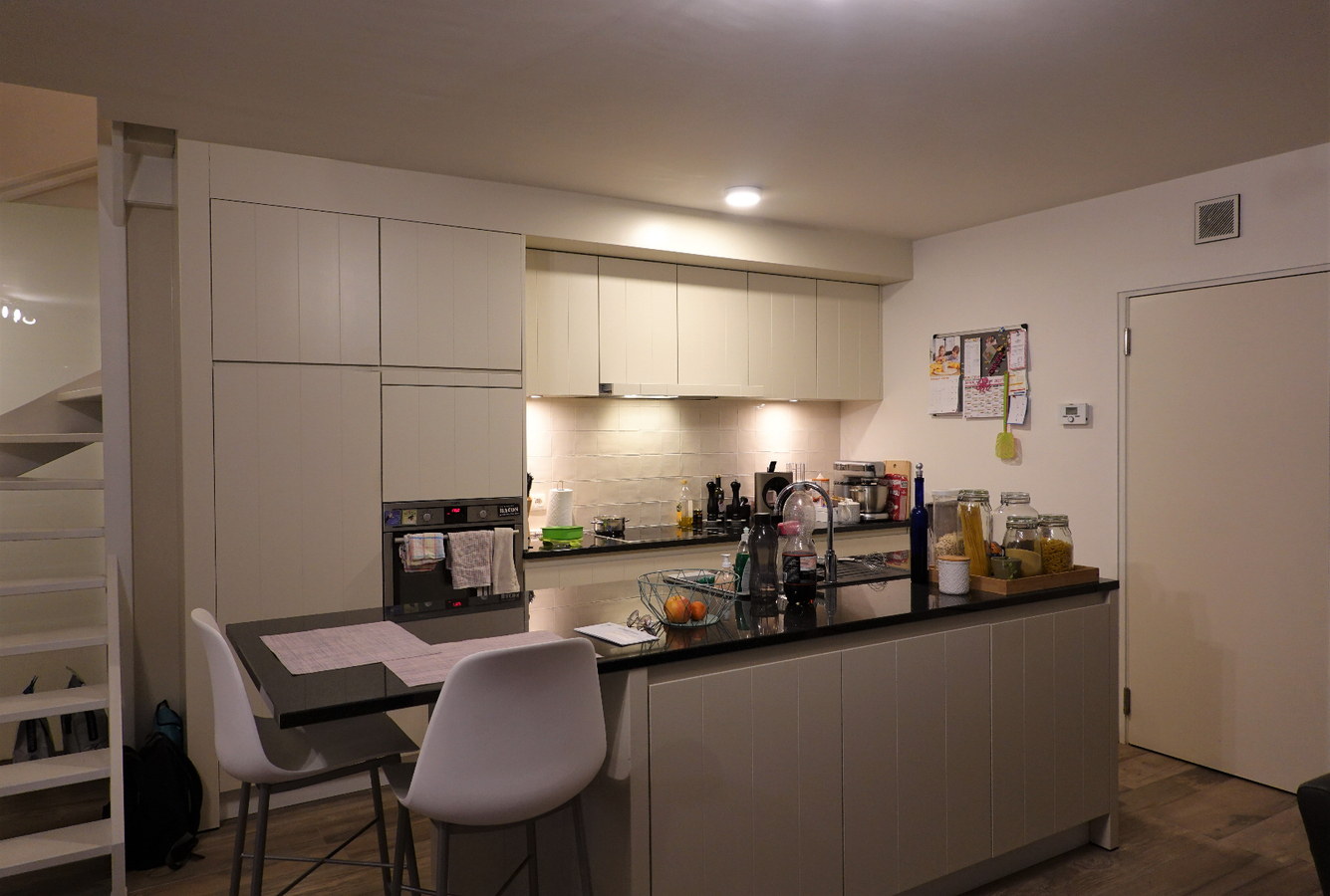 Modern duplex-appartement met garage te Snellegem 