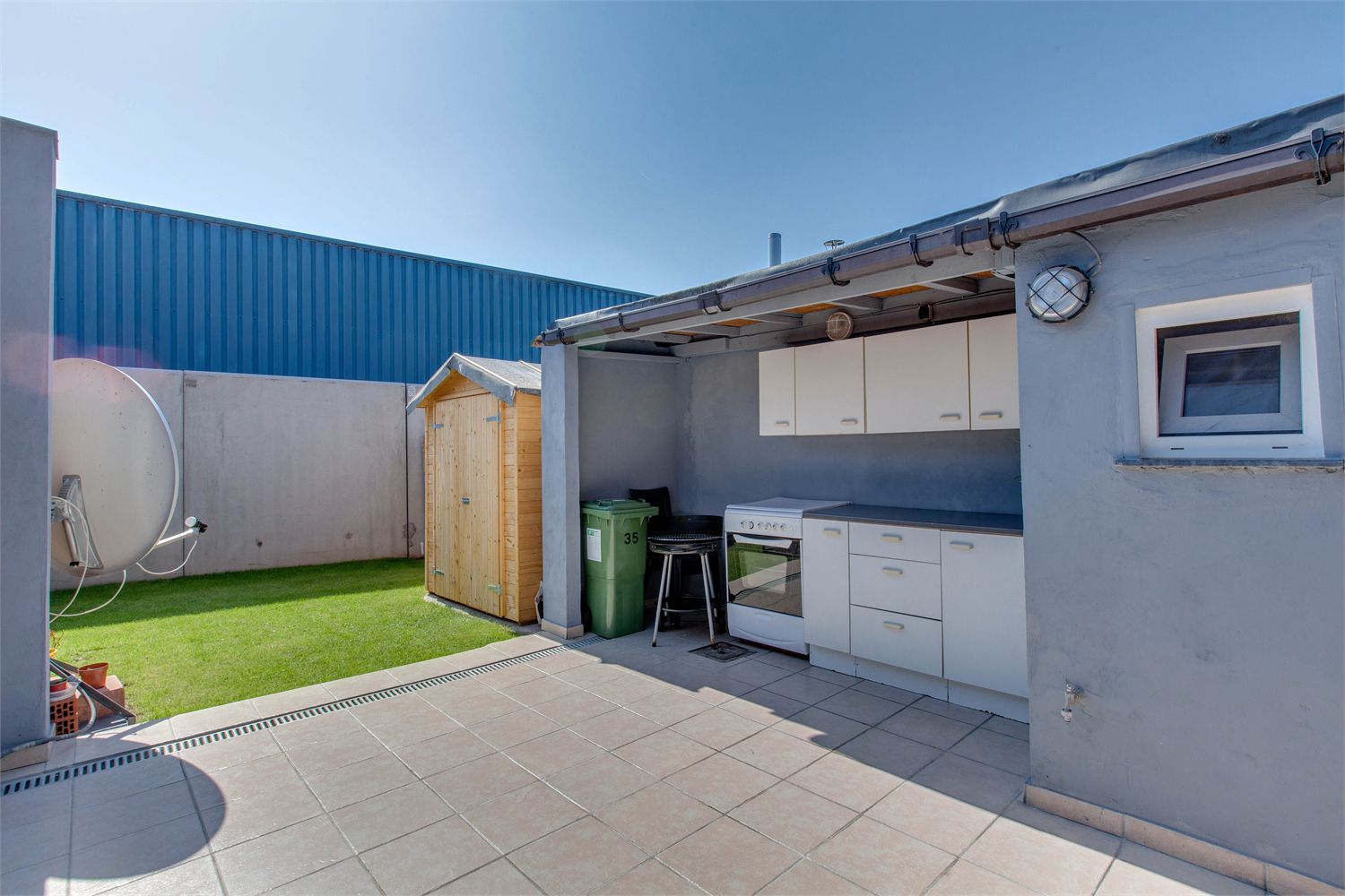 Gerenoveerde, lichtrijke woning in een bruisende buurt 