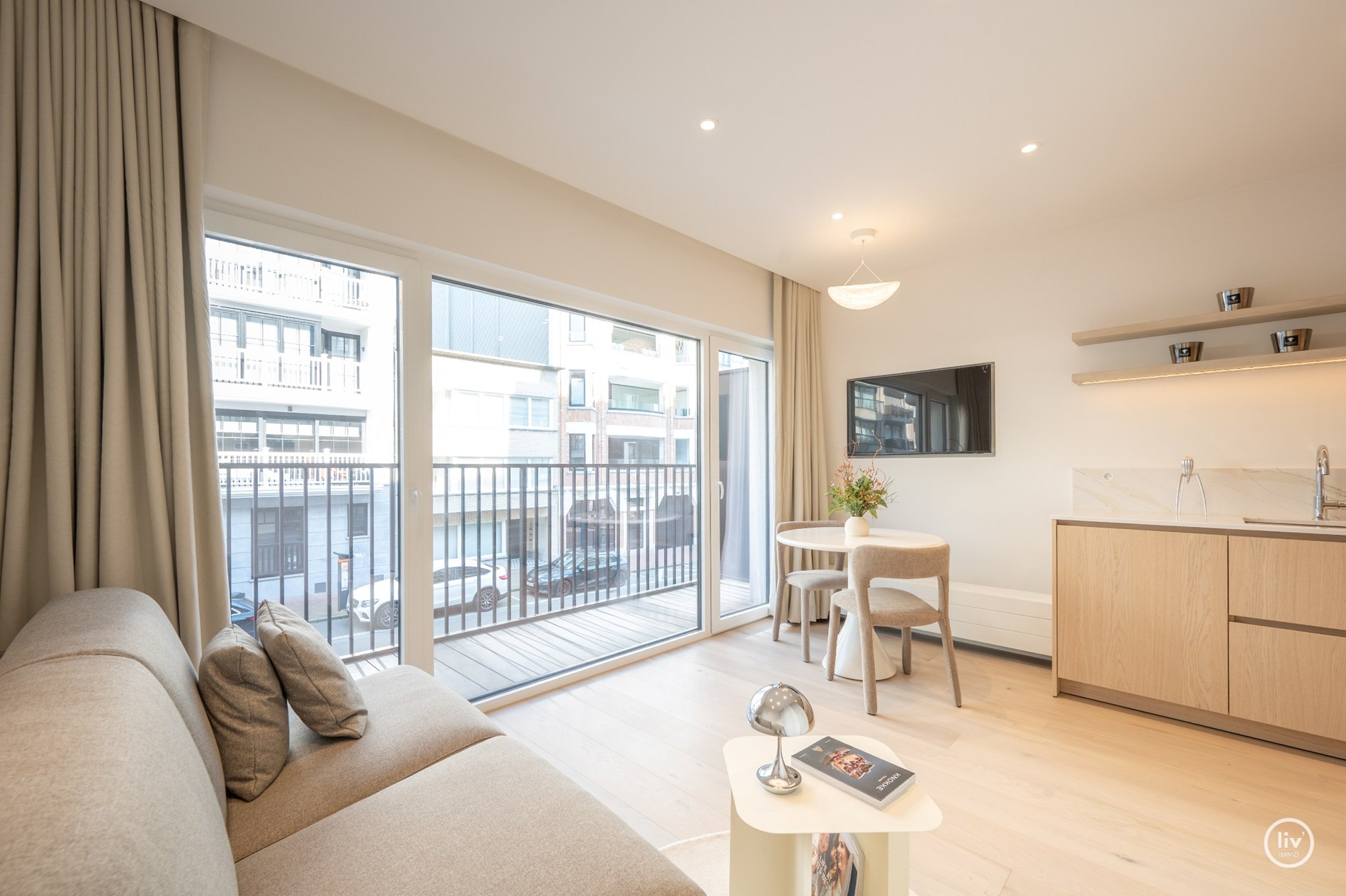 Aangenaam 1-kamer appartement met terras op een topligging in de Van bunnenlaan te Knokke ( renovatie 2026) 