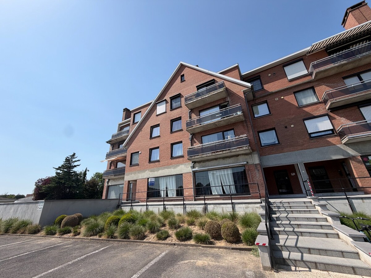 Lichtrijk instapklaar appartement EPC B  te Kuurne met 3 slaapkamers en autostaanplaats! 