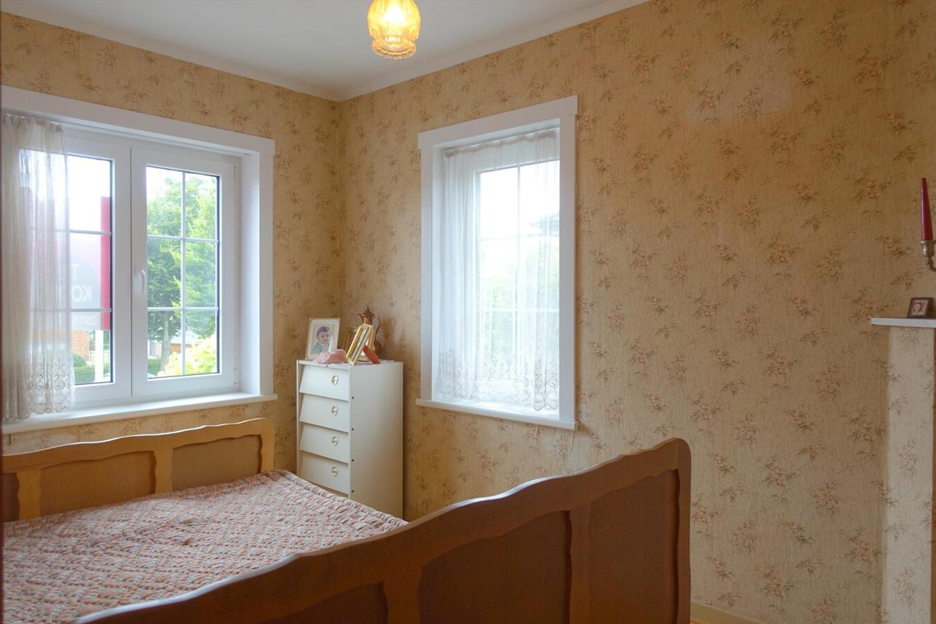 Zonnige charmante half-open woning 