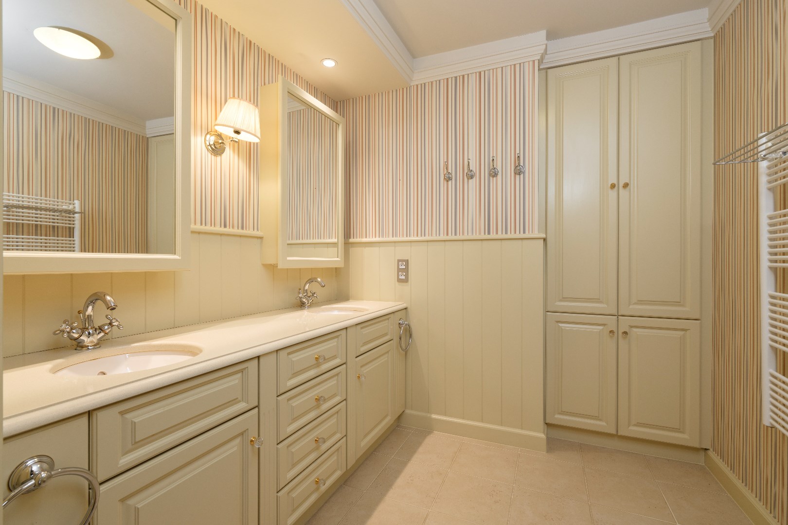 Tweede ensuite luxe badkamer 