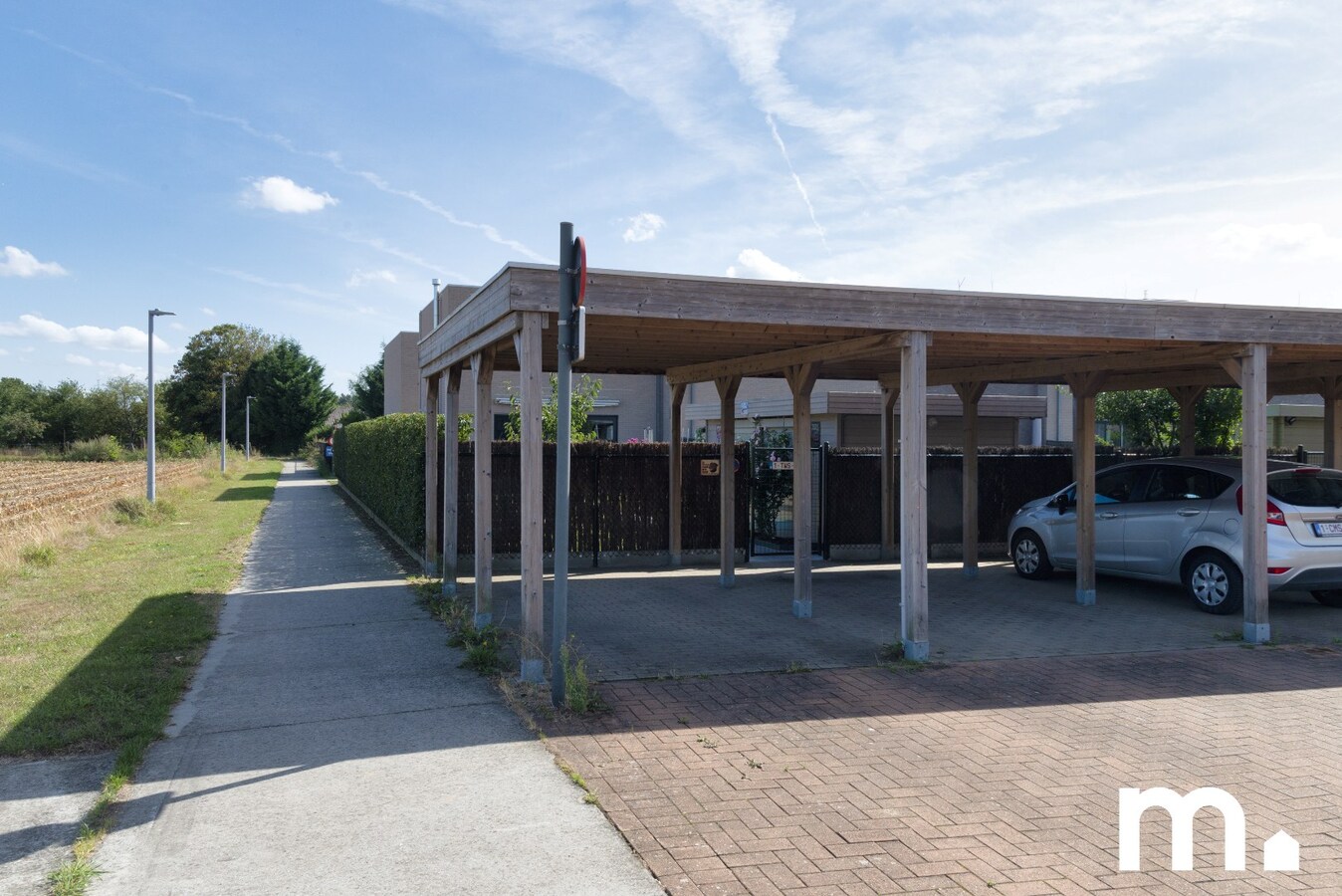 Recente woning met open zicht en rustige ligging te Kuurne ! 