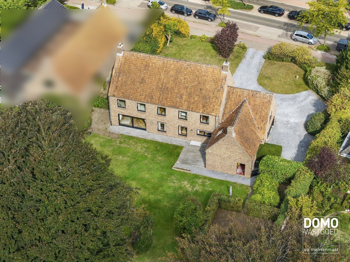 Exclusieve statige open bebouwing met zuid gerichte tuin in het centrum van Kermt (Hasselt) 