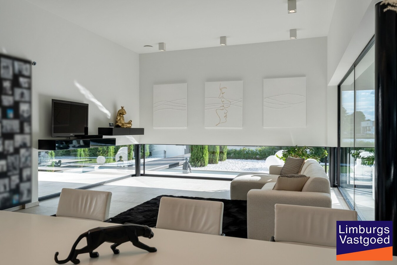 Unieke designvilla met zwembad en panoramisch uitzicht op het Albertkanaal 