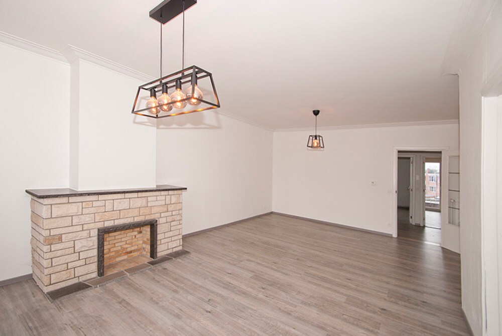 Instapklaar appartement met 2 slpks 