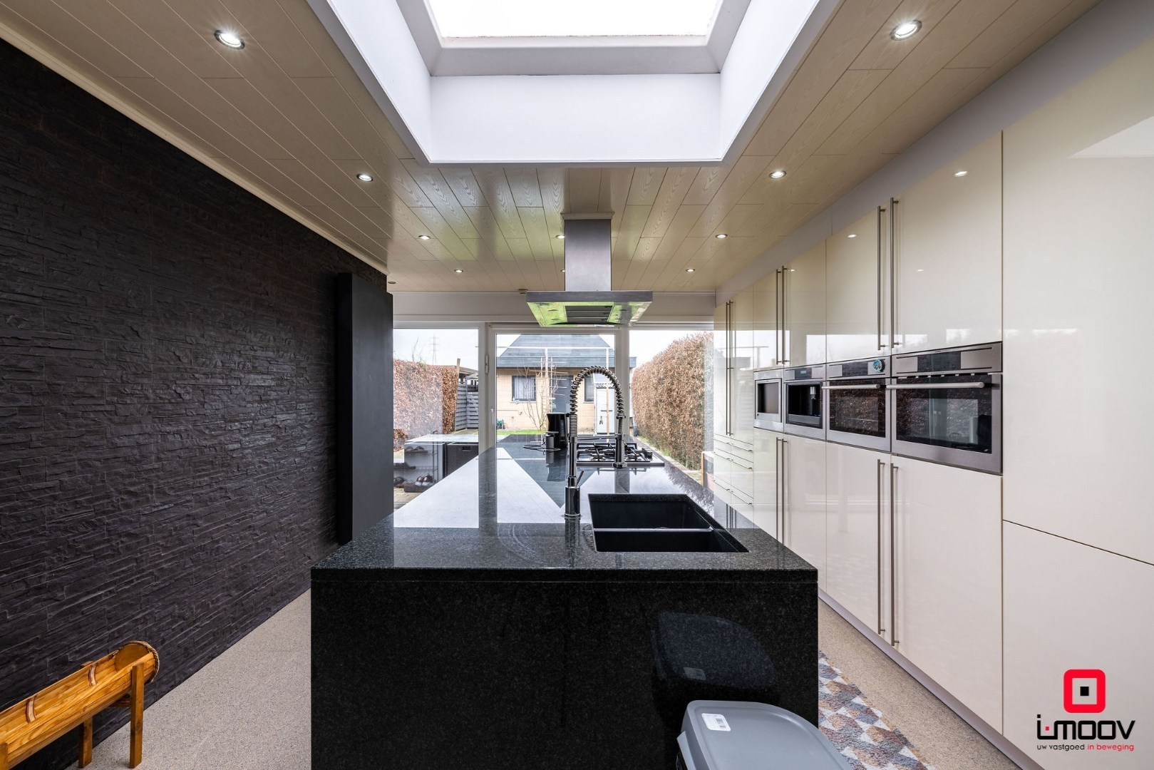 Ruime gezinswoning met tuin en aparte kangoeroewoning 