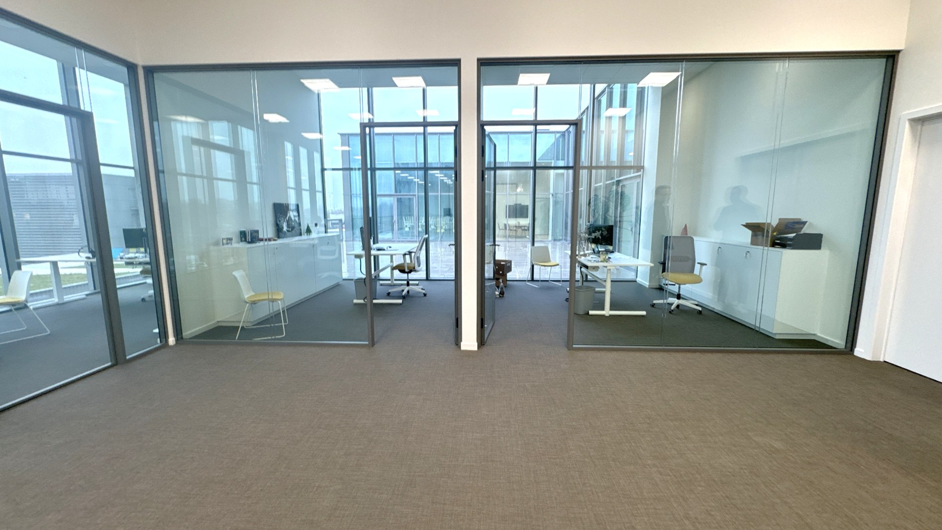 Nieuwbouw kantoor te huur aan E34 in Zwijndrecht