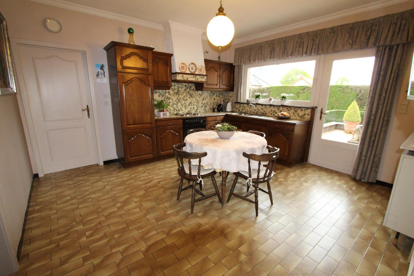 VERKOCHT IN UW BUURT ! 